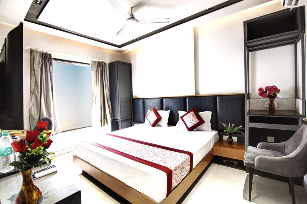 Hotel Almora Sky Near By Delhi International Airport With - Free Airport Pickup And Drop นิวเดลี ภายนอก รูปภาพ